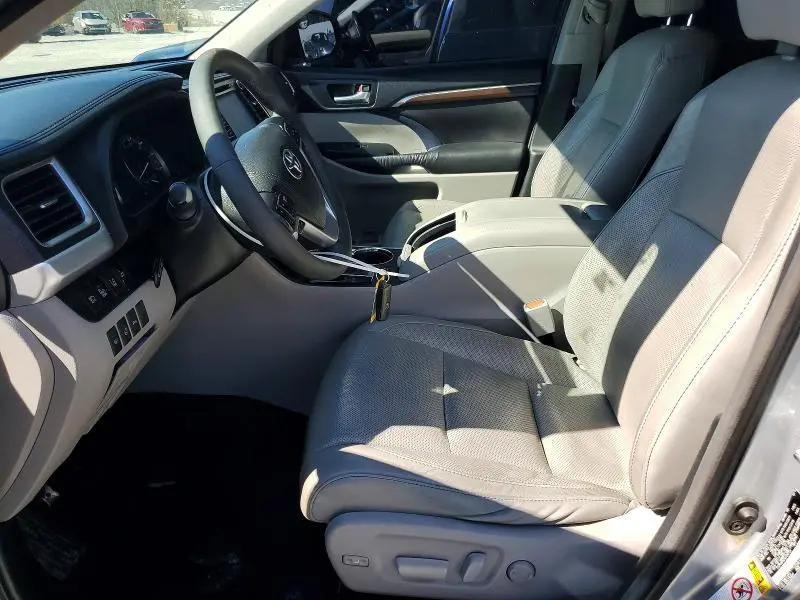 2016 TOYOTA HIGHLANDER LIMITED PLATINUM  