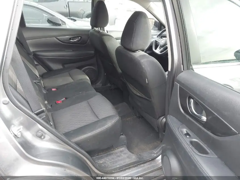 2019 NISSAN ROGUE SV