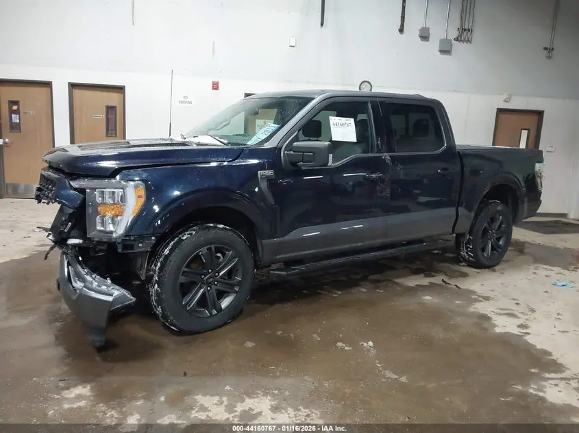 2023 FORD F-150 XLT