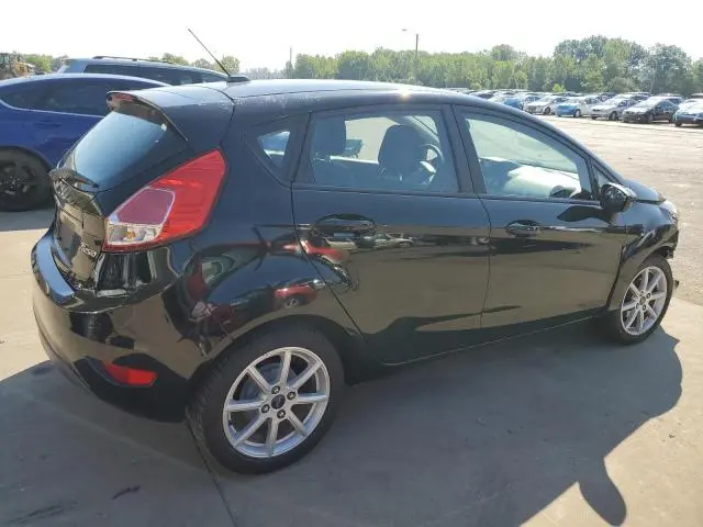 2017 FORD FIESTA SE  