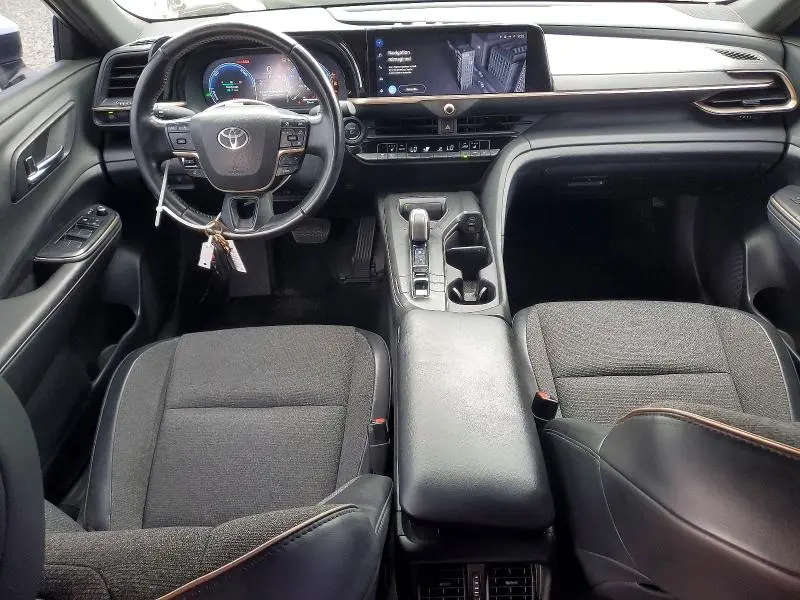 2023 TOYOTA CROWN XLE  