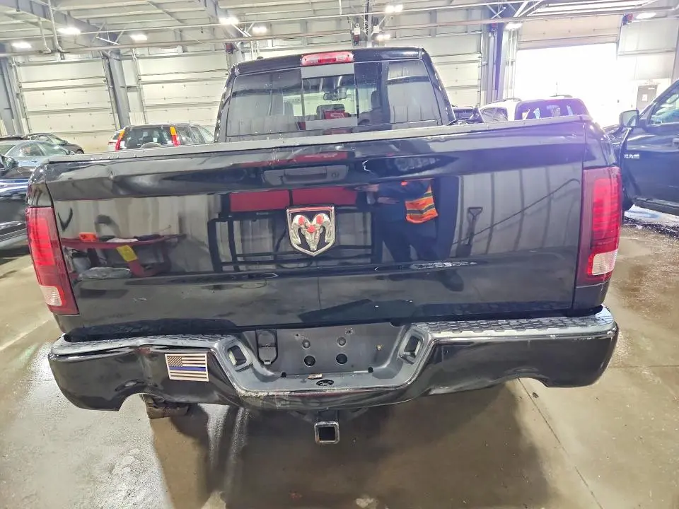 2013 RAM 1500 SPORT  