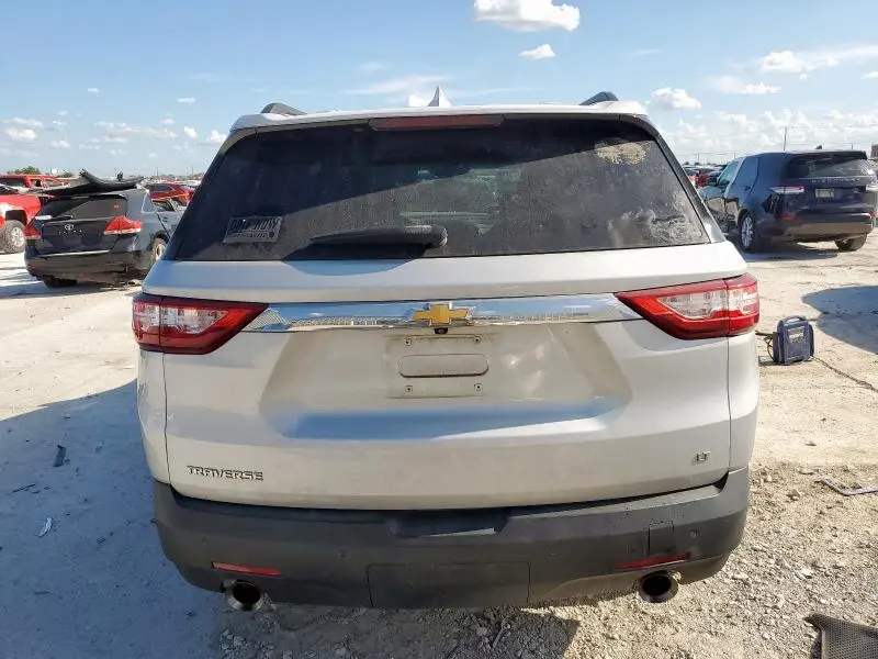 2020 CHEVROLET TRAVERSE LT  