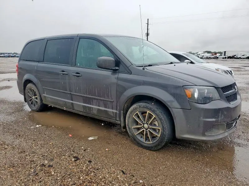 2017 DODGE GRAND CARAVAN SE  