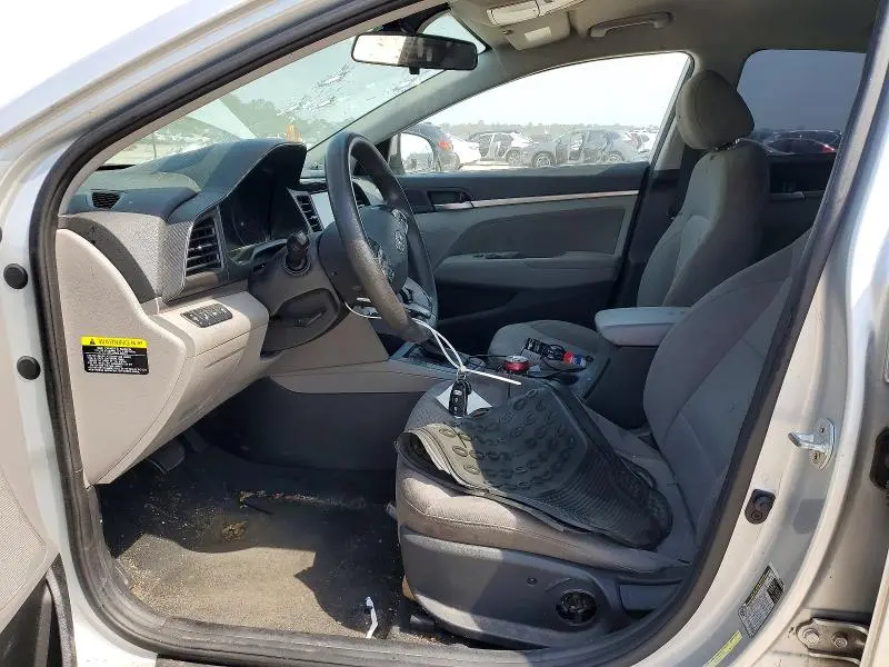 2019 HYUNDAI ELANTRA SEL  