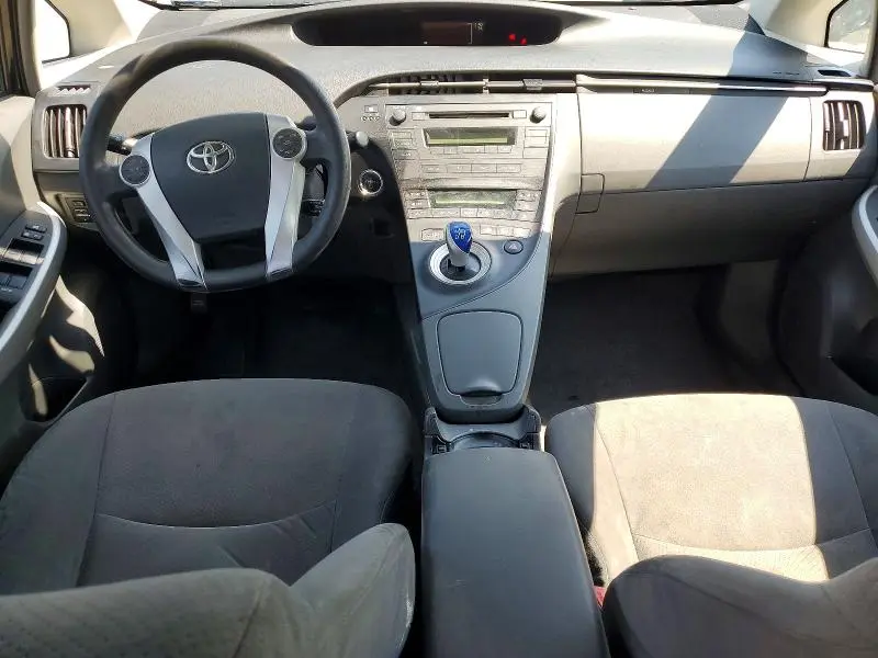 2010 TOYOTA PRIUS II  