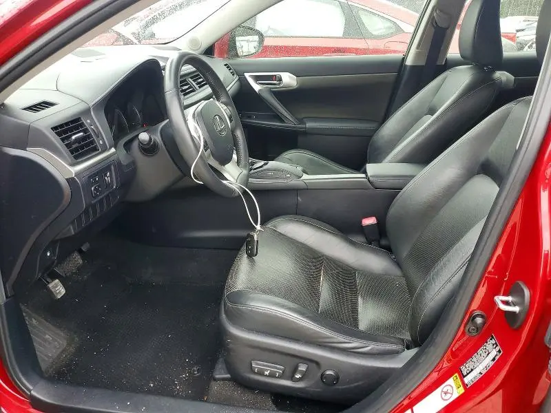 2011 LEXUS CT 200  