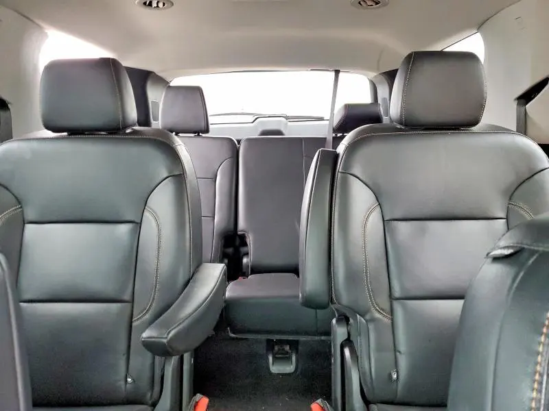 2021 CHEVROLET TRAVERSE LT  