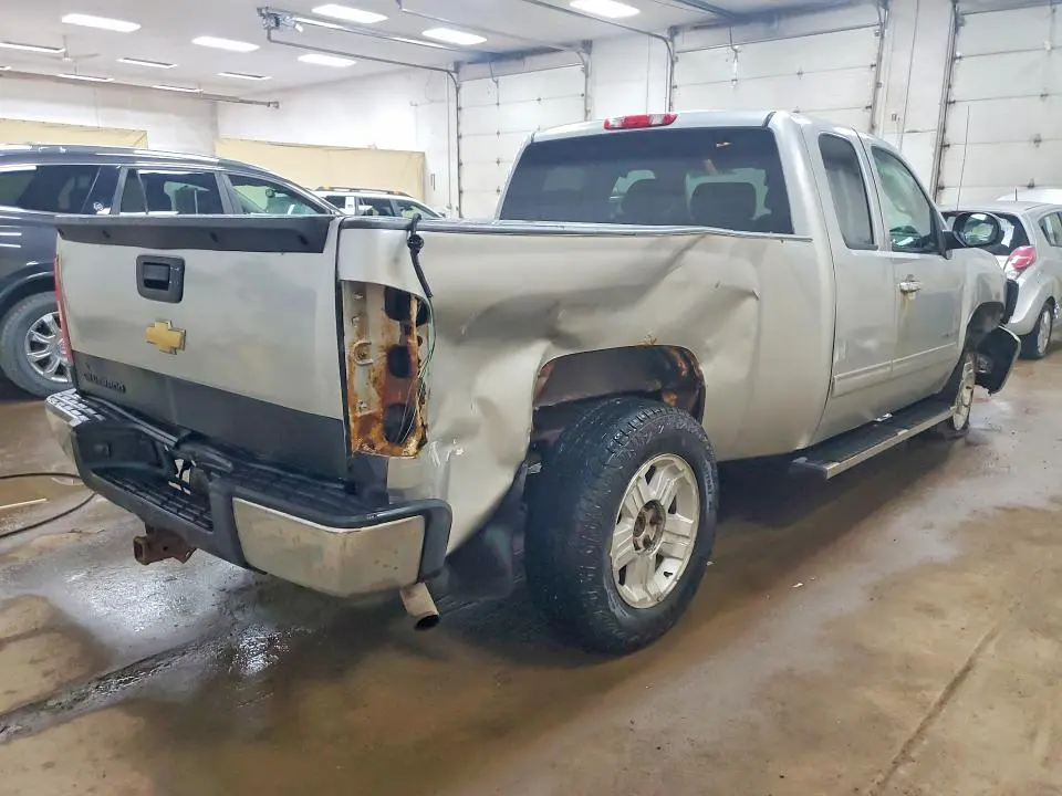 2010 CHEVROLET SILVERADO K1500 LT  