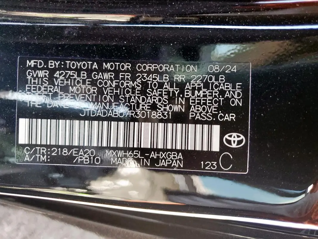 2024 TOYOTA PRIUS LE  