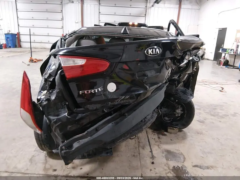 2015 KIA FORTE LX