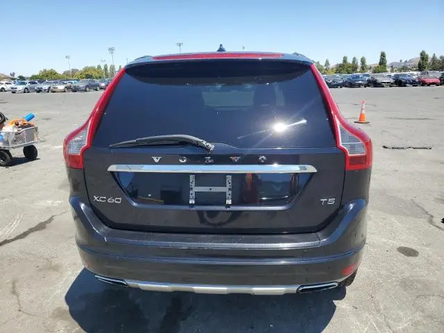 2015 VOLVO XC60 T5 PREMIER  
