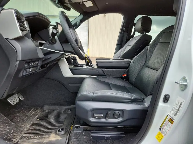 2025 TOYOTA TUNDRA LIMITED  