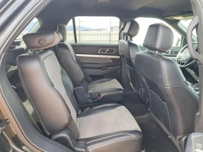 2017 FORD EXPLORER XLT  