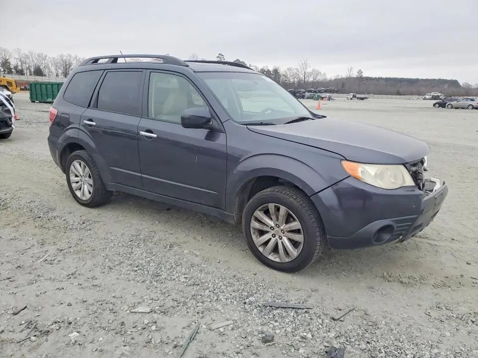 2011 SUBARU FORESTER 2.5X PREMIUM  