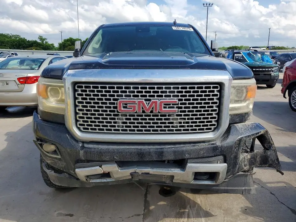 2015 GMC SIERRA K2500 DENALI  