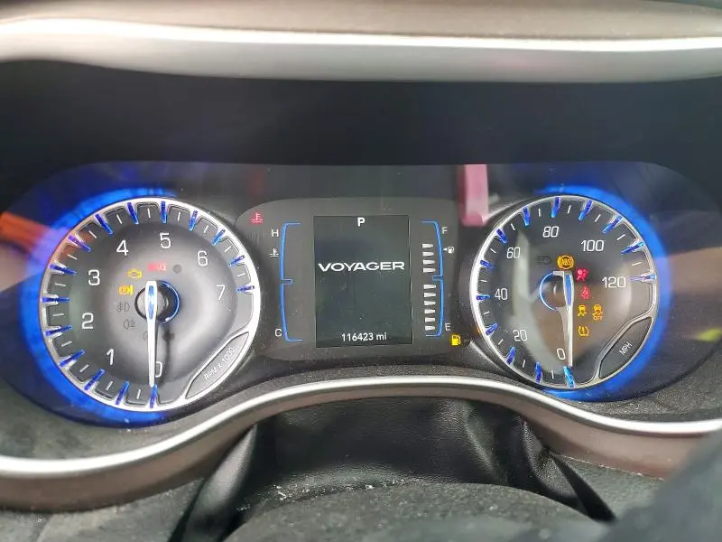 2021 CHRYSLER VOYAGER LXI  
