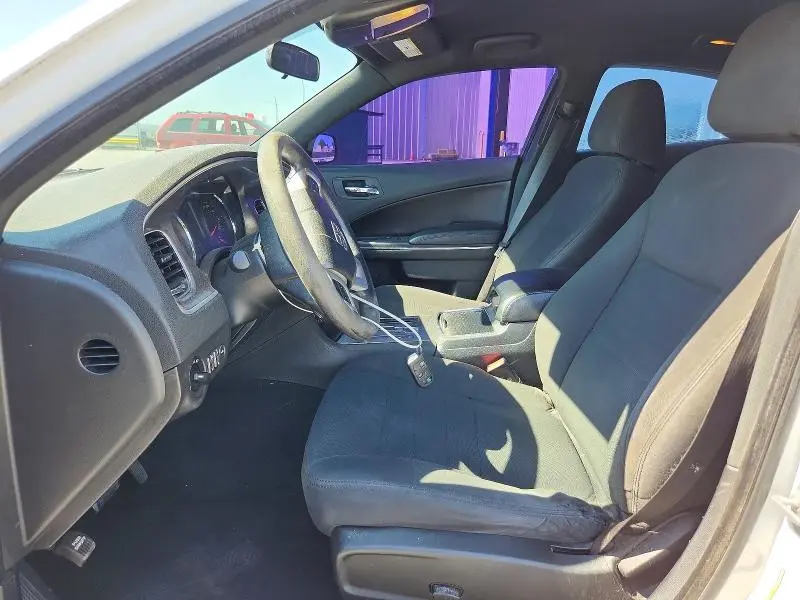 2013 DODGE CHARGER SE  