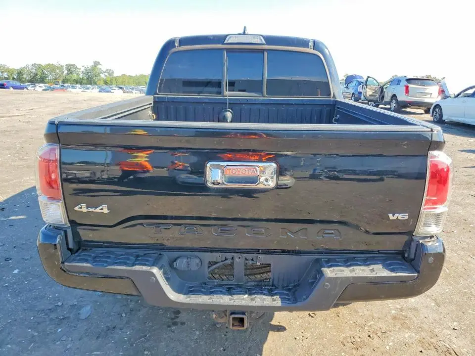 2016 TOYOTA TACOMA   