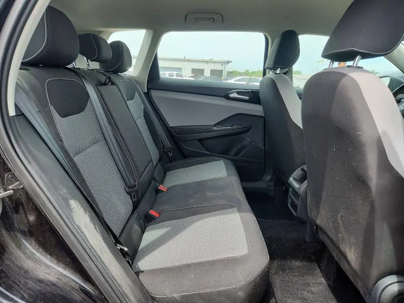 2024 VOLKSWAGEN TAOS S  