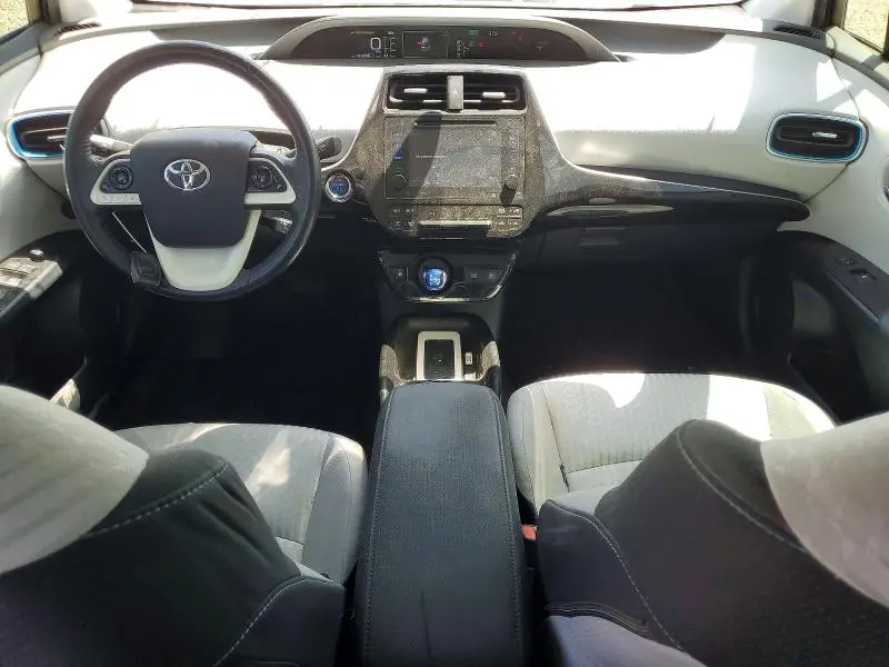 2016 TOYOTA PRIUS THREE  