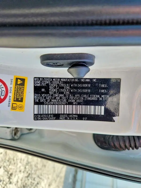 2019 TOYOTA HIGHLANDER XLE  