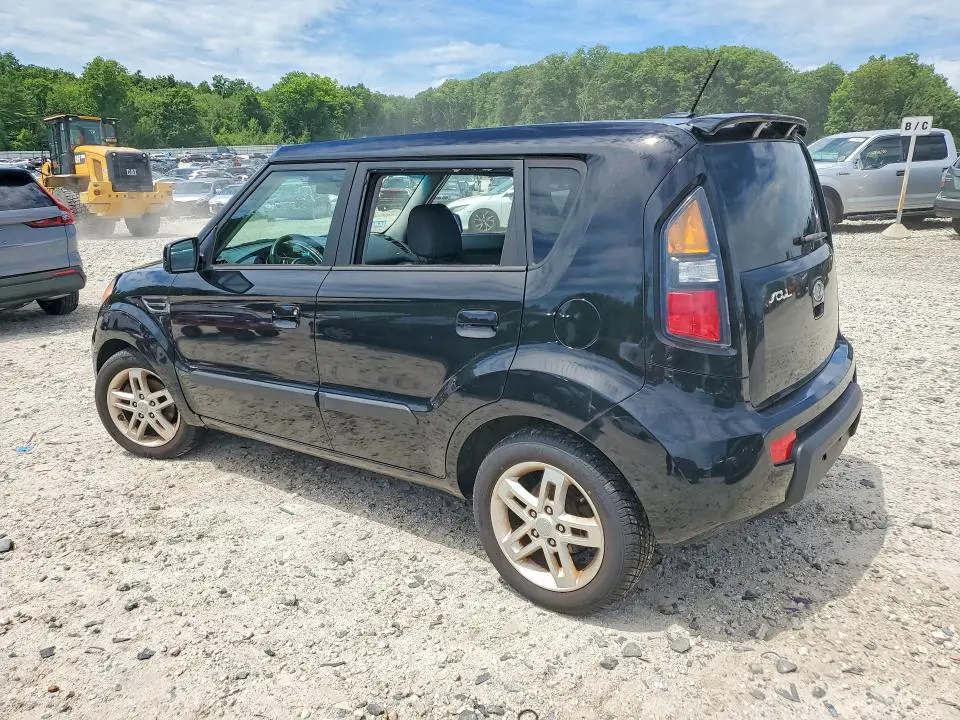 2010 KIA SOUL +  