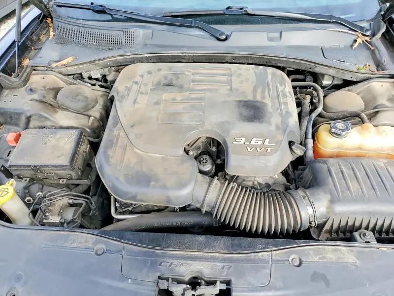 2016 DODGE CHARGER SXT  