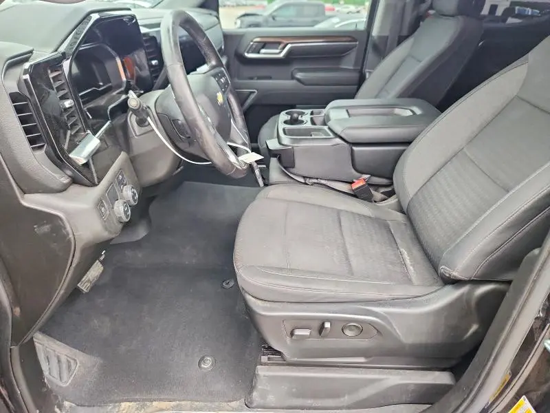 2022 CHEVROLET SILVERADO C1500 LT  
