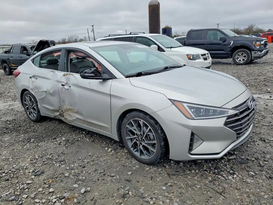 2019 HYUNDAI ELANTRA LIMITED  