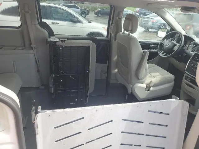 2011 DODGE GRAND CARAVAN EXPRESS  