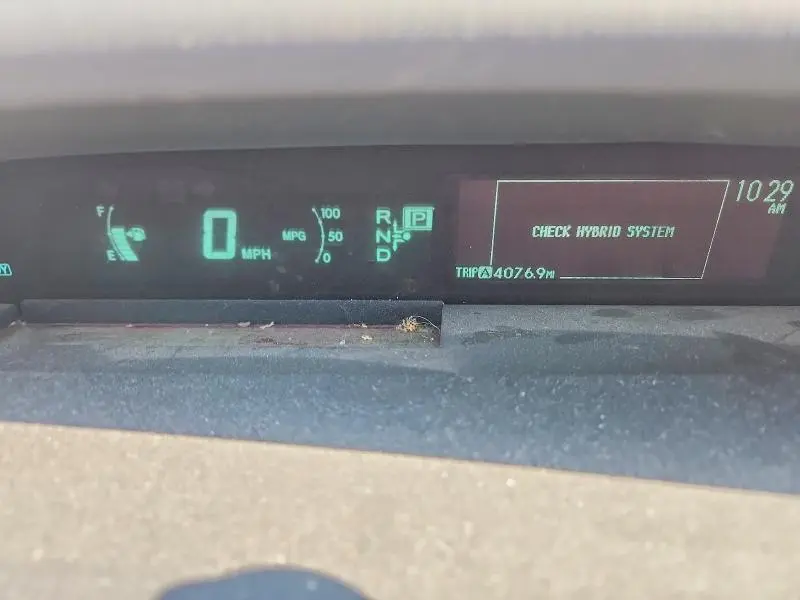 2010 TOYOTA PRIUS III  