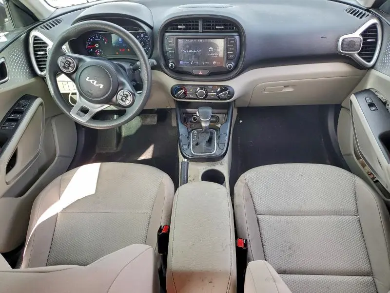 2022 KIA SOUL LX  