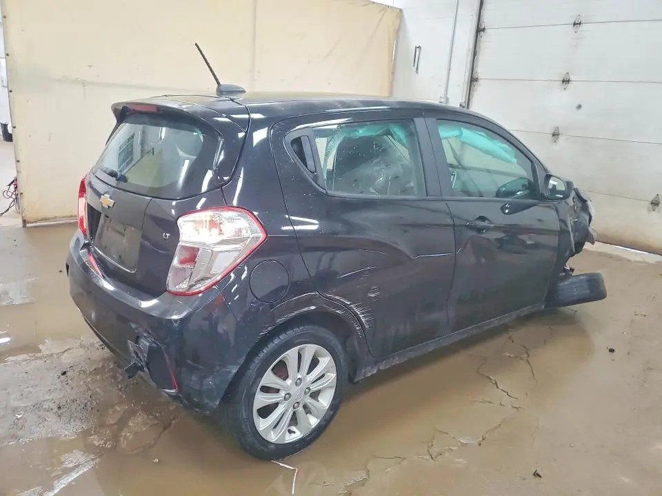 2017 CHEVROLET SPARK 1LT  