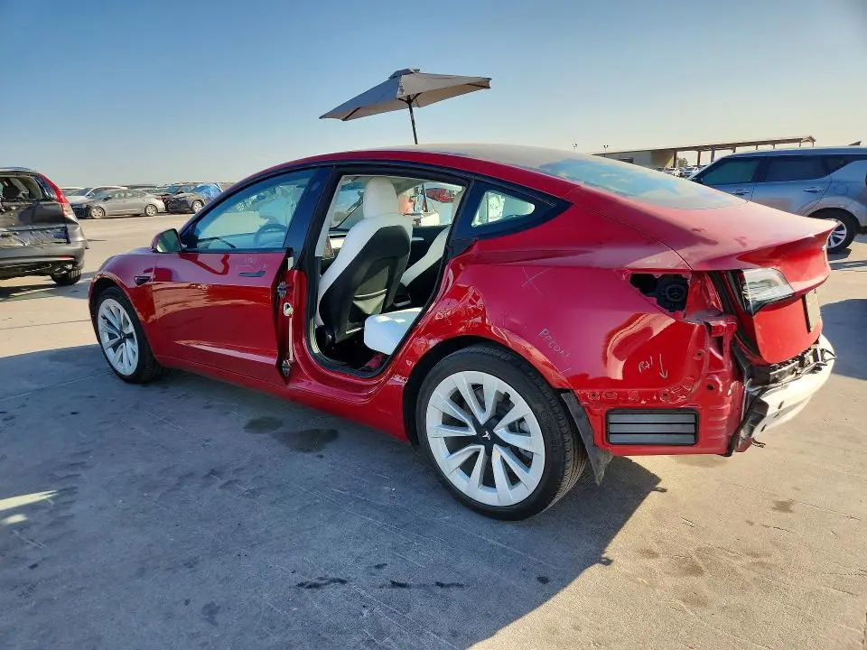 2022 TESLA MODEL 3   