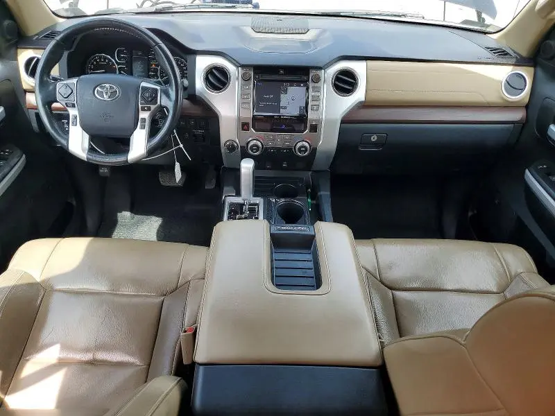 2018 TOYOTA TUNDRA CREWMAX LIMITED  