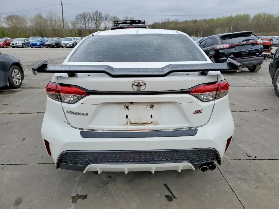 2022 TOYOTA COROLLA SE  