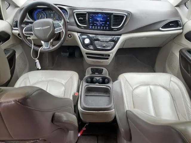 2017 CHRYSLER PACIFICA TOURING L  