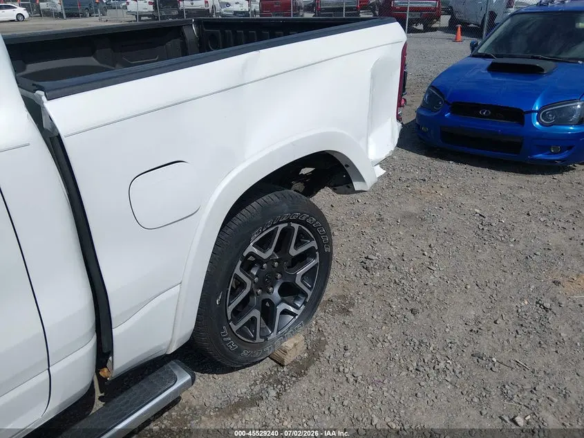 2020 RAM 1500 LARAMIE  4X4 5'7 BOX
