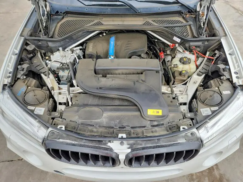 2017 BMW X5 XDR40E  