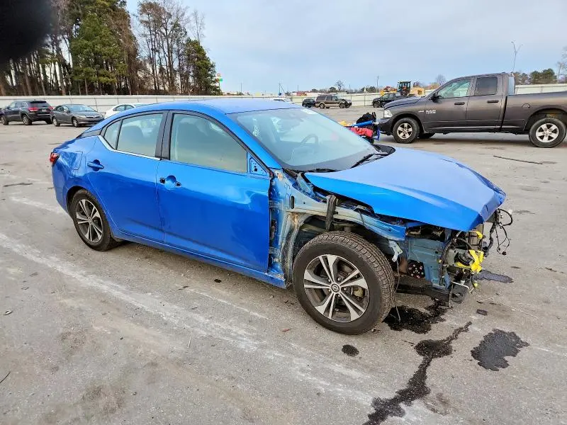 2022 NISSAN SENTRA SV  