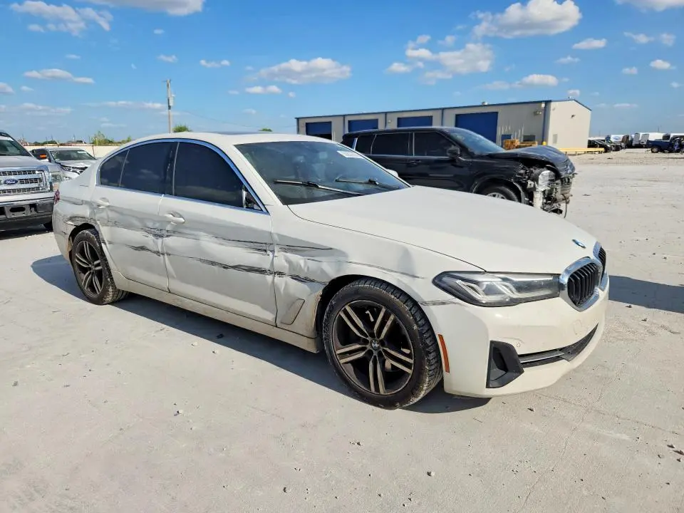 2021 BMW 530 I  