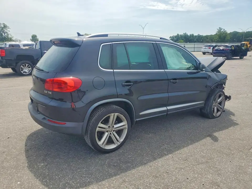 2014 VOLKSWAGEN TIGUAN S  