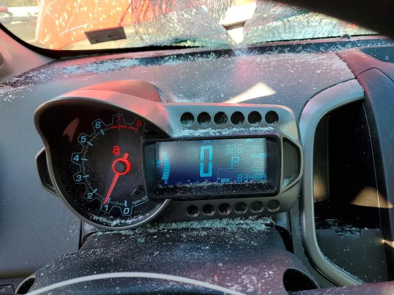 2015 CHEVROLET SONIC LS  