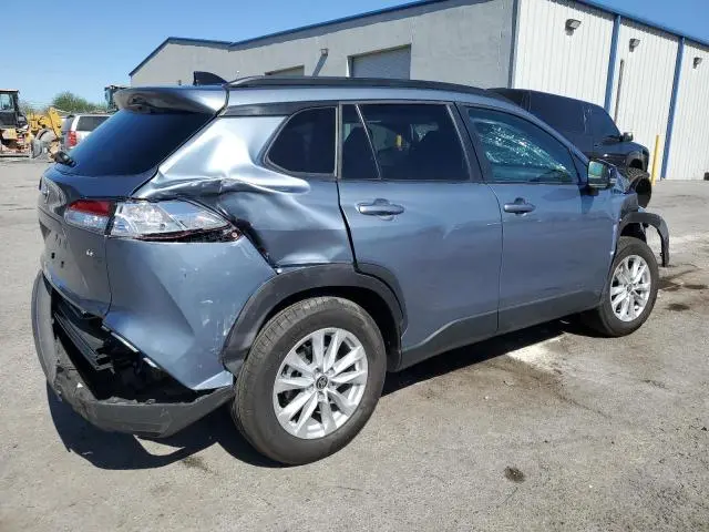 2025 TOYOTA COROLLA CROSS LE  