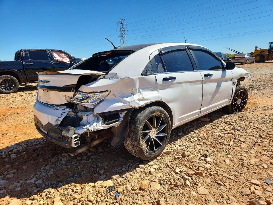 2014 CHRYSLER 200 LX  