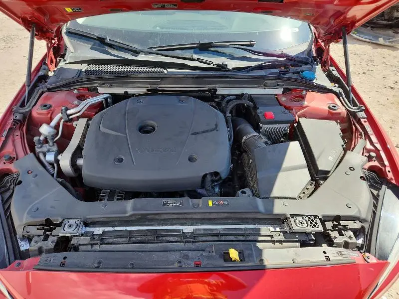 2021 VOLVO S60 T5 MOMENTUM  
