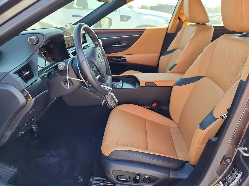 2024 LEXUS ES 300H BASE  