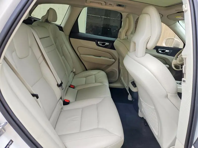 2018 VOLVO XC60 T5 INSCRIPTION  
