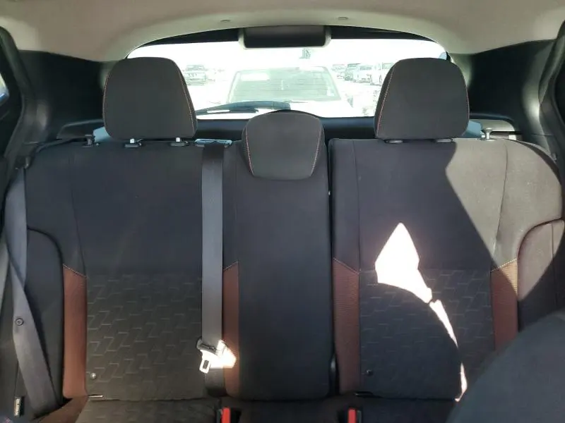 2022 NISSAN KICKS SR  